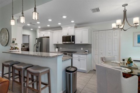 House in Hernando, Florida 3 bedrooms, 154.96 sq.m. № 1747630 - photo 13