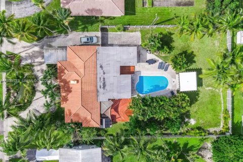 Villa ou maison à louer à Hollywood, Floride: 4 chambres, 194.07 m2 № 1996608 - photo 19