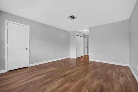 Condo in Boca Raton, Florida, 2 bedrooms  № 2387950 - photo 26