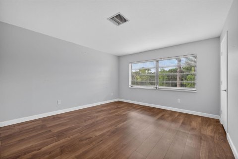 Condo in Boca Raton, Florida, 2 bedrooms  № 2387950 - photo 25