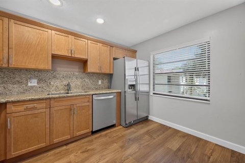 Condo in Boca Raton, Florida, 2 bedrooms  № 2387950 - photo 10
