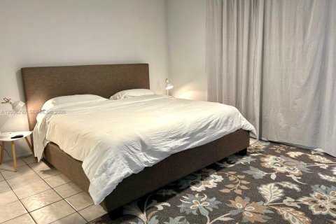 Copropriété à vendre à Pompano Beach, Floride: 1 chambre, 70.61 m2 № 2090162 - photo 10
