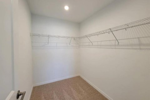 Casa en venta en Kissimmee, Florida, 5 dormitorios, 210.98 m2 № 2136005 - foto 4