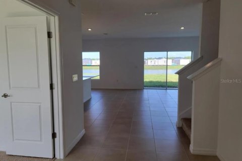 Casa en venta en Kissimmee, Florida, 5 dormitorios, 210.98 m2 № 2136005 - foto 11