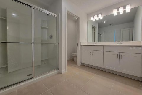 Casa en venta en Kissimmee, Florida, 5 dormitorios, 210.98 m2 № 2136005 - foto 12