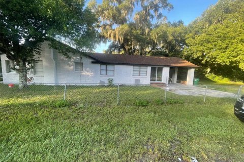 Casa en Wildwood, Florida 3 dormitorios, 139.35 m2 № 2158027