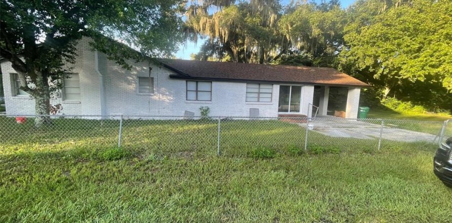 Casa en Wildwood, Florida 3 dormitorios, 139.35 m2 № 2158027