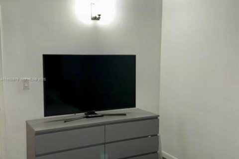 Купить кондоминиум в Майами, Флорида 1 спальня, 83.89м2, № 1993507 - фото 4