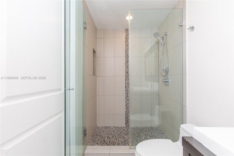 Снять в аренду виллу или дом в Пайнкрест, Флорида 5 спален, 339.84м2, № 2064794 - фото 16