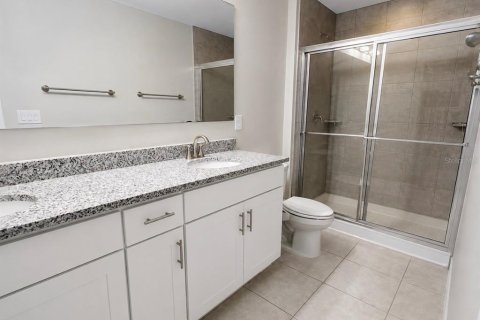 Adosado en venta en Kissimmee, Florida, 3 dormitorios, 163.69 m2 № 2321687 - foto 15