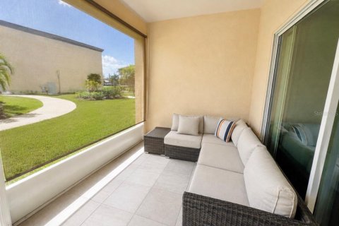 Adosado en venta en Kissimmee, Florida, 3 dormitorios, 163.69 m2 № 2321687 - foto 9