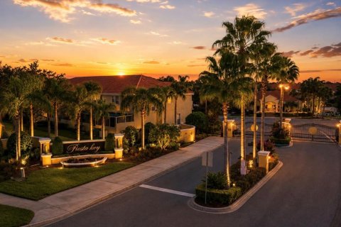 Adosado en venta en Kissimmee, Florida, 3 dormitorios, 163.69 m2 № 2321687 - foto 2
