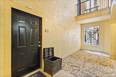 Condo in Lake Mary, Florida, 1 bedroom  № 2117134