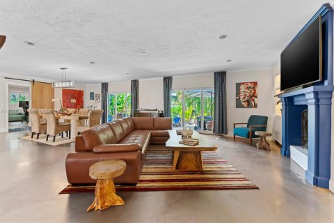 Villa ou maison à vendre à Plantation, Floride: 4 chambres, 243.96 m2 № 1977481 - photo 15