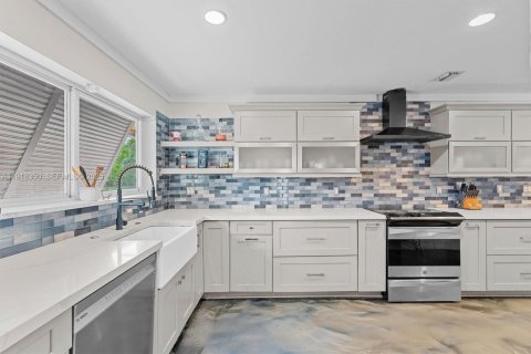 Villa ou maison à vendre à Plantation, Floride: 4 chambres, 243.96 m2 № 1977481 - photo 10