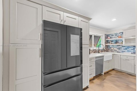 Villa ou maison à vendre à Plantation, Floride: 4 chambres, 243.96 m2 № 1977481 - photo 12