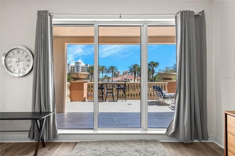 Copropriété à louer à New Smyrna Beach, Floride: 3 chambres, 196.02 m2 № 2139183 - photo 28