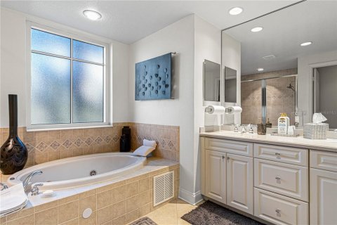 Copropriété à louer à New Smyrna Beach, Floride: 3 chambres, 196.02 m2 № 2139183 - photo 27