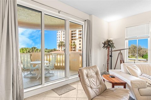 Copropriété à louer à New Smyrna Beach, Floride: 3 chambres, 196.02 m2 № 2139183 - photo 14