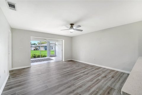 Casa en venta en Sarasota, Florida, 2 dormitorios, 148.74 m2 № 2239292 - foto 9