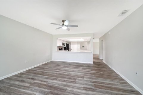 Casa en venta en Sarasota, Florida, 2 dormitorios, 148.74 m2 № 2239292 - foto 14