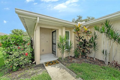 Casa en venta en Sarasota, Florida, 2 dormitorios, 148.74 m2 № 2239292 - foto 4