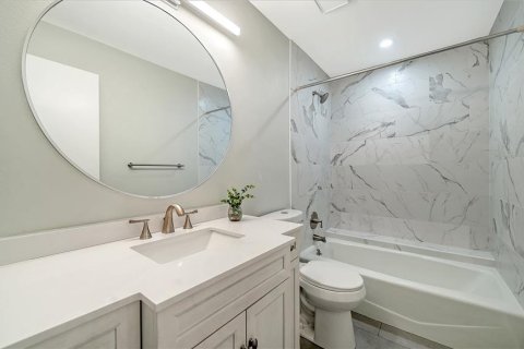 Casa en venta en Sarasota, Florida, 2 dormitorios, 148.74 m2 № 2239292 - foto 26