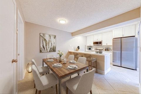 Touwnhouse à vendre à Leesburg, Floride: 2 chambres, 119.66 m2 № 2157214 - photo 17