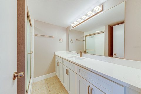 Touwnhouse à vendre à Leesburg, Floride: 2 chambres, 119.66 m2 № 2157214 - photo 6