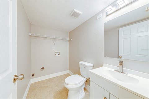 Touwnhouse à vendre à Leesburg, Floride: 2 chambres, 119.66 m2 № 2157214 - photo 2