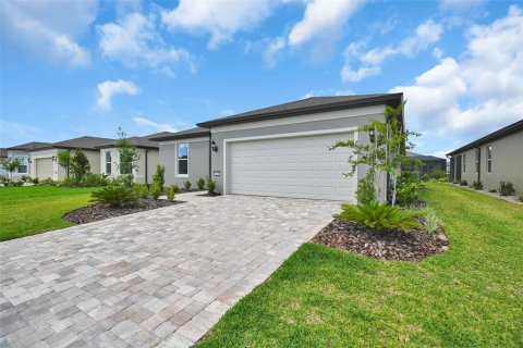 Villa ou maison à vendre à Ocala, Floride: 2 chambres, 175.49 m2 № 2120692 - photo 4
