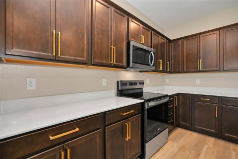 Villa ou maison à vendre à Ocala, Floride: 2 chambres, 175.49 m2 № 2120692 - photo 10
