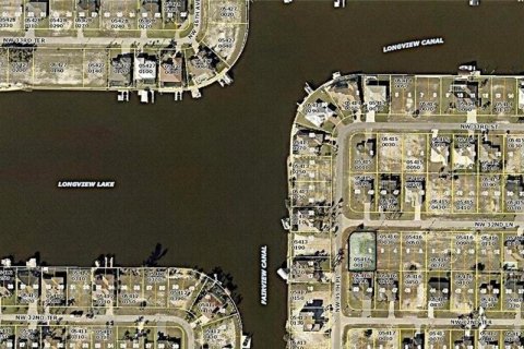 Land in Cape Coral, Florida № 2114312 - photo 2