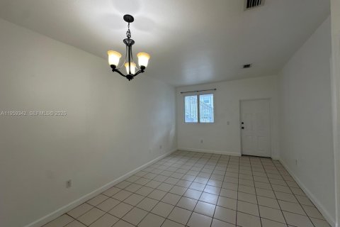 Condominio en venta en Homestead, Florida, 2 dormitorios, 84.91 m2 № 2018138 - foto 8