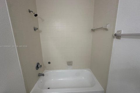 Condominio en venta en Homestead, Florida, 2 dormitorios, 84.91 m2 № 2018138 - foto 7