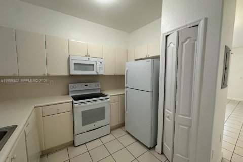 Condominio en venta en Homestead, Florida, 2 dormitorios, 84.91 m2 № 2018138 - foto 5