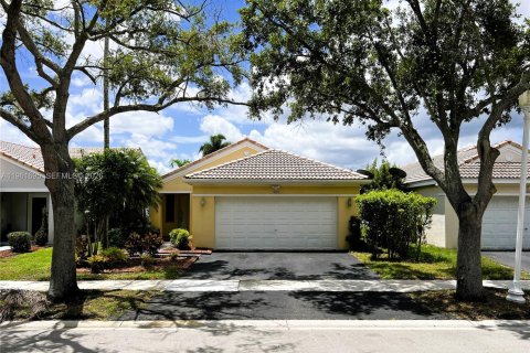 Villa ou maison à Weston, Floride 3 chambres, 125.7 m2 № 2025205