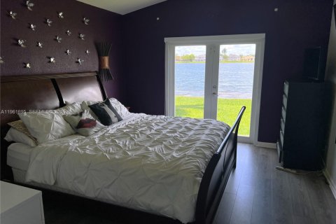 Villa ou maison à vendre à Weston, Floride: 3 chambres, 125.7 m2 № 2025205 - photo 17