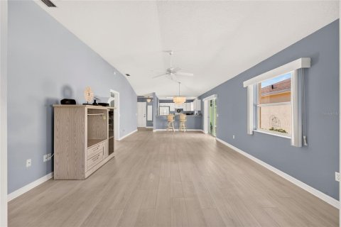 Casa en venta en The Villages, Florida, 2 dormitorios, 114.08 m2 № 2386496 - foto 17