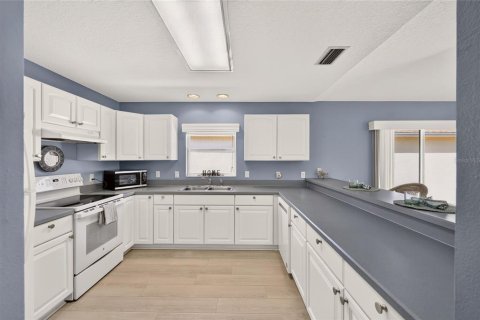 Casa en venta en The Villages, Florida, 2 dormitorios, 114.08 m2 № 2386496 - foto 7