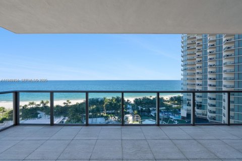 Condominio en venta en Bal Harbour, Florida, 3 dormitorios, 327.39 m2 № 1999471 - foto 23