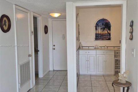 Купить кондоминиум в Лодерхилл, Флорида 1 спальня, 86.21м2, № 2054164 - фото 7