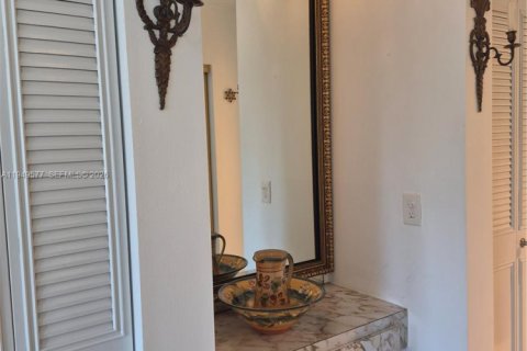 Купить кондоминиум в Лодерхилл, Флорида 1 спальня, 86.21м2, № 2054164 - фото 23