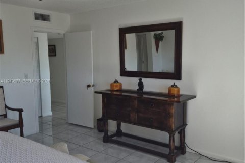 Купить кондоминиум в Лодерхилл, Флорида 1 спальня, 86.21м2, № 2054164 - фото 20