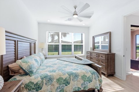 House in Bradenton, Florida 2 bedrooms, 142.42 sq.m. № 2211642 - photo 25