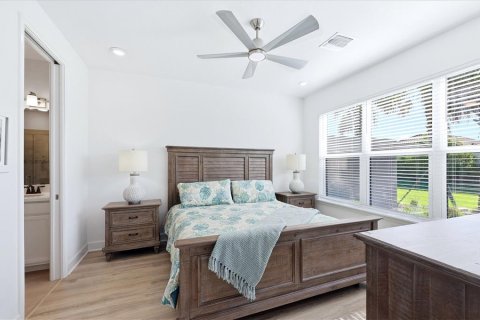 House in Bradenton, Florida 2 bedrooms, 142.42 sq.m. № 2211642 - photo 26