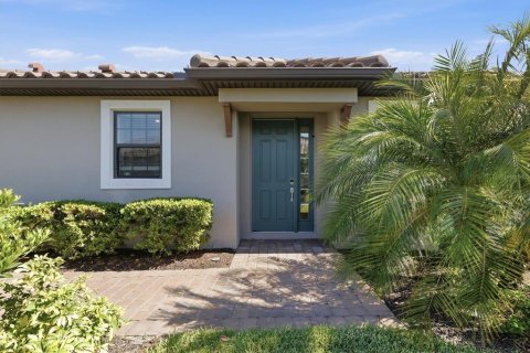 House in Bradenton, Florida 2 bedrooms, 142.42 sq.m. № 2211642 - photo 4