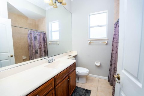 Casa en venta en Port St. Lucie, Florida, 4 dormitorios, 217.95 m2 № 2078158 - foto 15