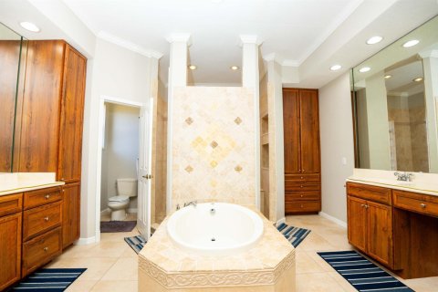 Casa en venta en Port St. Lucie, Florida, 4 dormitorios, 217.95 m2 № 2078158 - foto 18