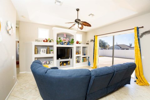Casa en venta en Port St. Lucie, Florida, 4 dormitorios, 217.95 m2 № 2078158 - foto 28